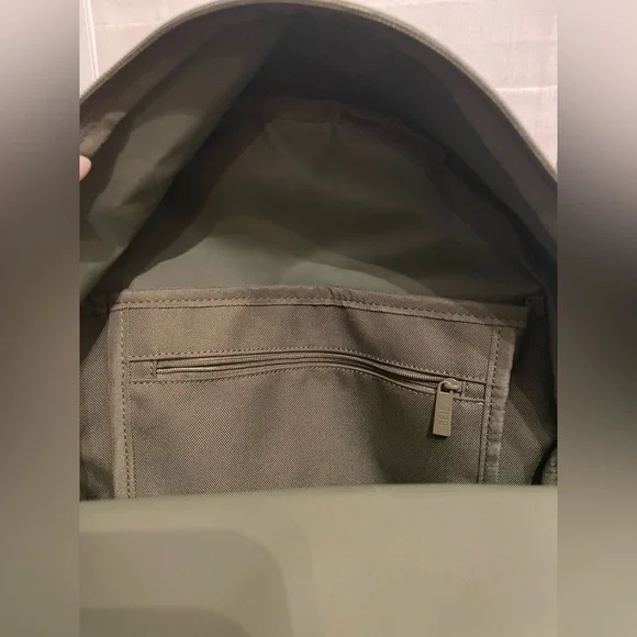 Beis The Beisics Backpack, olive green, NWOT - Picture 7 of 11